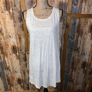 White and black tank top